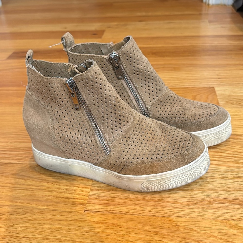Steve Madden zip up platforms